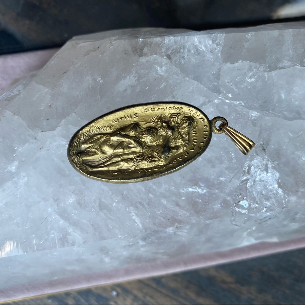 Pope Pauli’s VI/ St. John the Baptist baptizing Jesus in the Jordan river medal